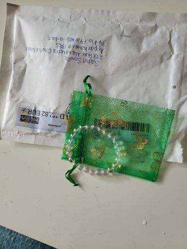 Customer photo review of Bracelet en perles de quartz angel aura 8mm