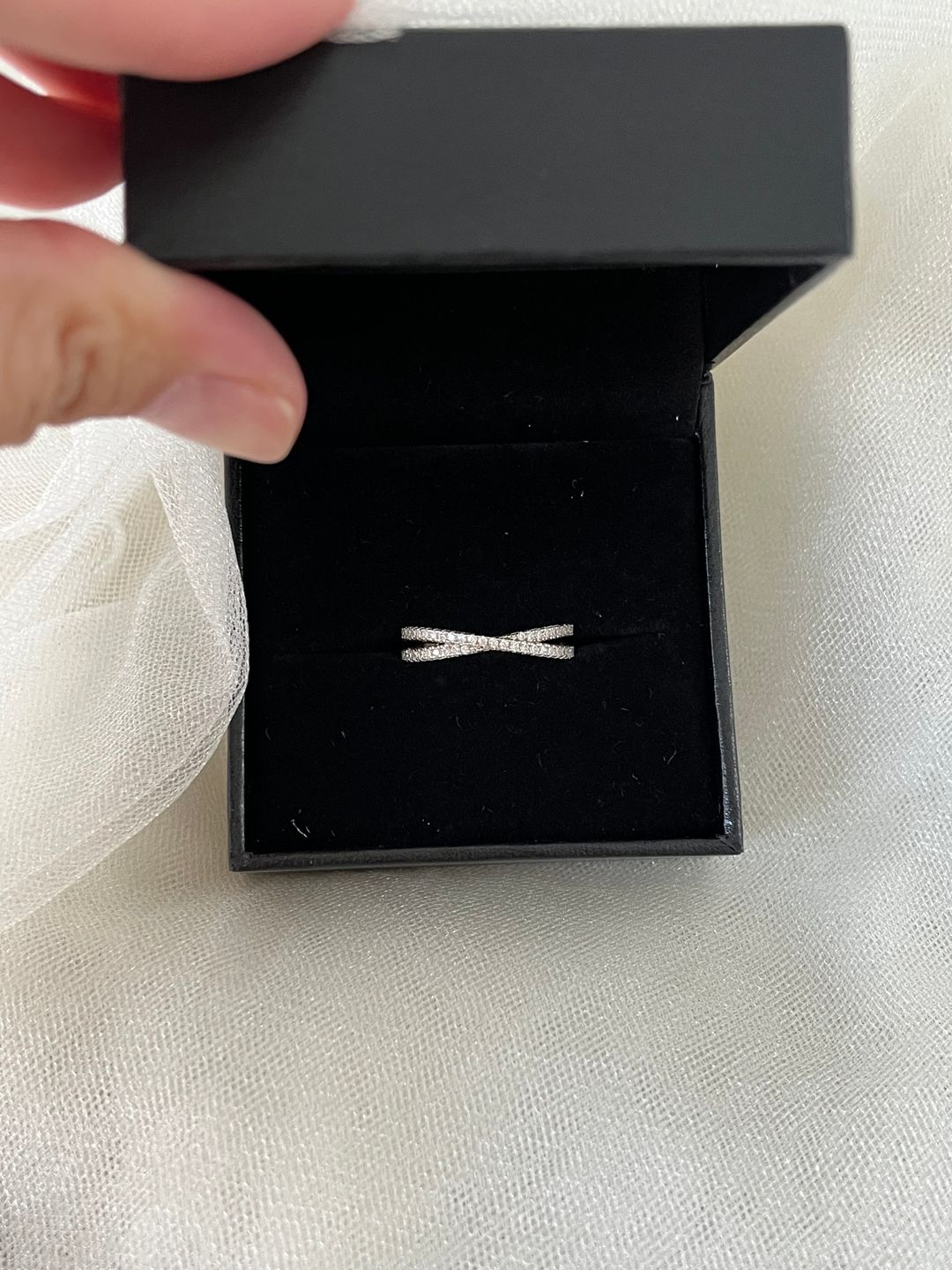 Customer photo review of Louily  X Criss Cross Wedding Band For Women In Sterling Silver