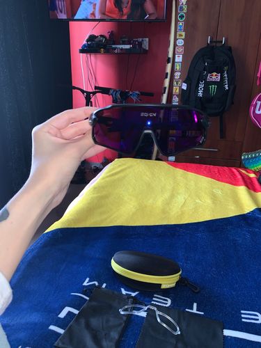 Customer photo review of REVO SCVCN® S1  Photochromic Sunglasses