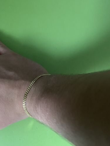 Customer photo review of Mini Cuban Link Bracelet - Gold