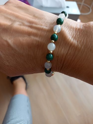 Customer photo review of Bracelet anti-douleur en malachite et pierre de lune | Or fin