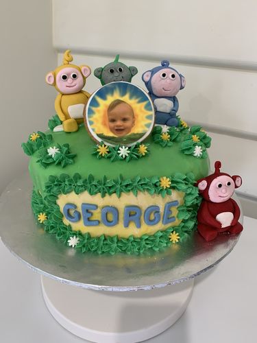 Customer photo review of 6 x 7 cm Round Cookie Custom Edible Icing Images