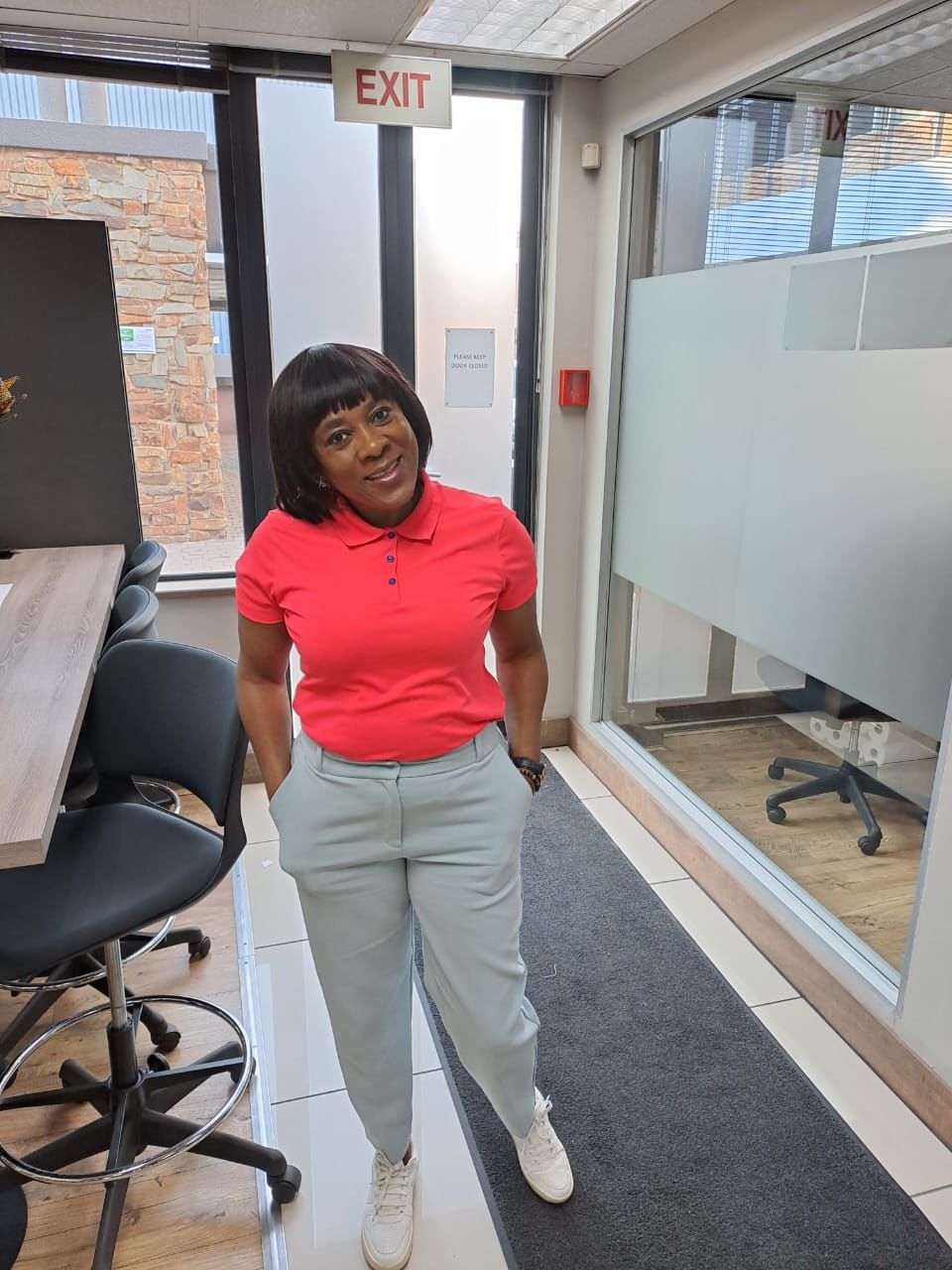 Customer photo review of Brazilian Fringe Bob - 8"