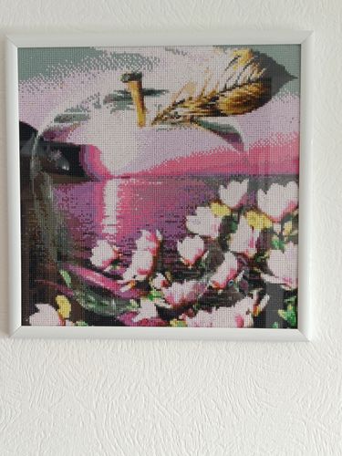 Customer photo review of 5D Diamond Painting Kristallapfel mit Lila Landschaft