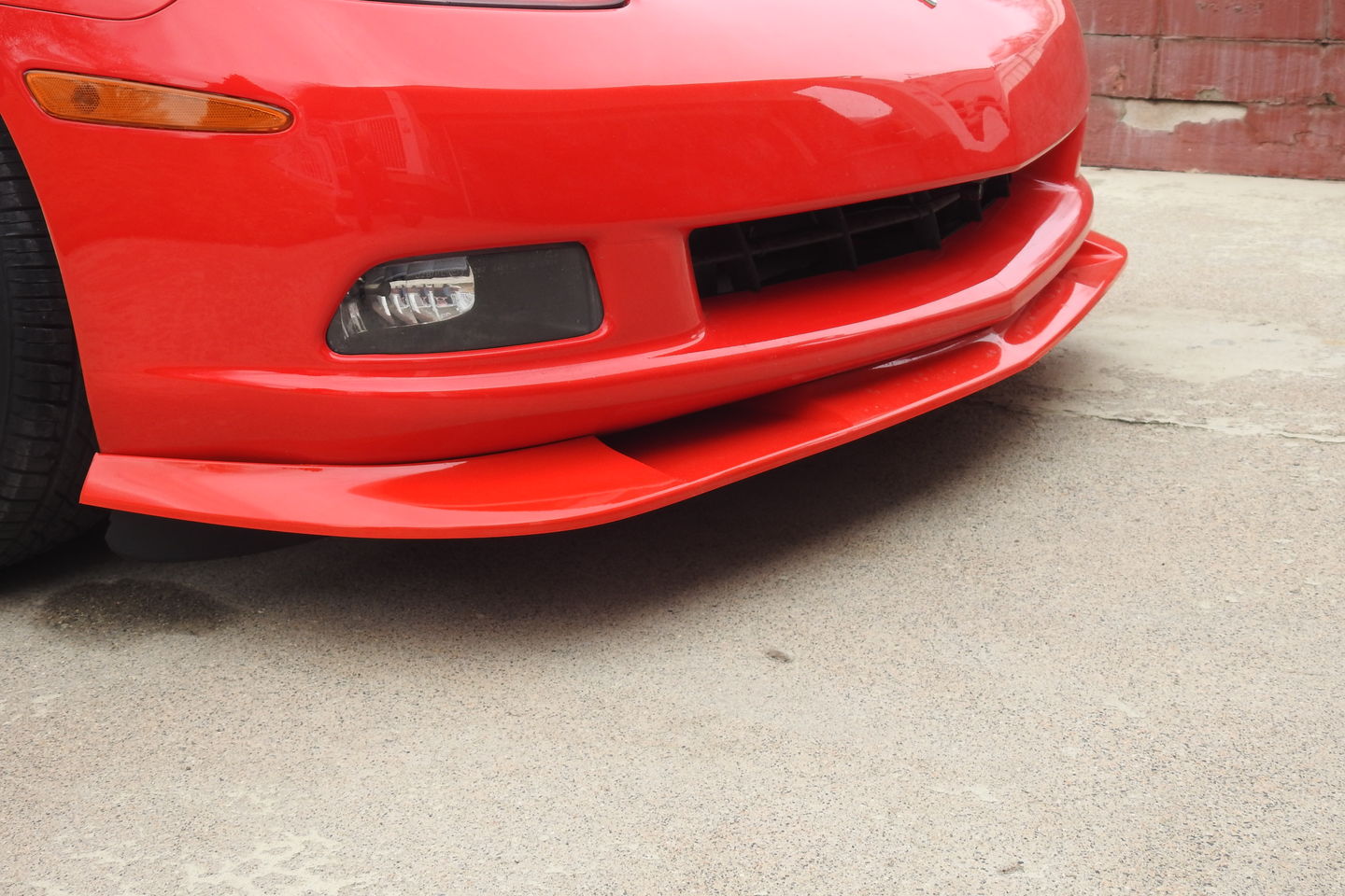 Customer photo review of Corvette C6 Base Extended Front Splitter Lip | ZR1 Conversion Package