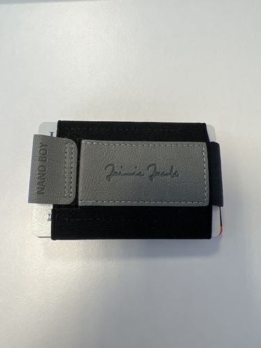 Customer photo review of Nano Boy card holder wallet with small elastic coin pocket