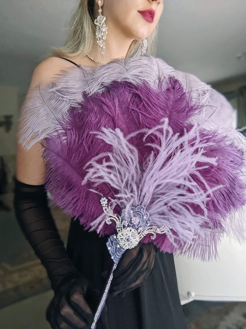 Customer photo review of Ostrich Drab Feathers (Short)