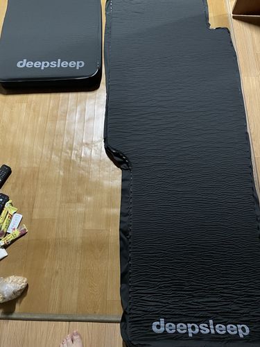 Customer photo review of deepsleep Solo Mat for Ford Bronco