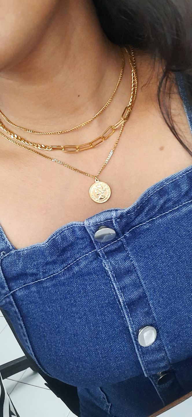 Customer photo review of Penny Elizabeth Three Layer Necklace- 18k Gold Plated