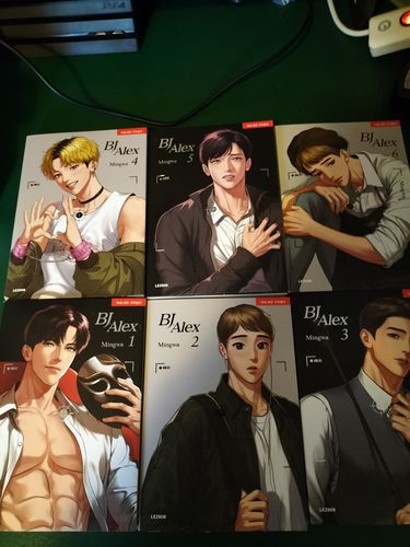 Customer photo review of BJ Alex Manhwa Books - English Version