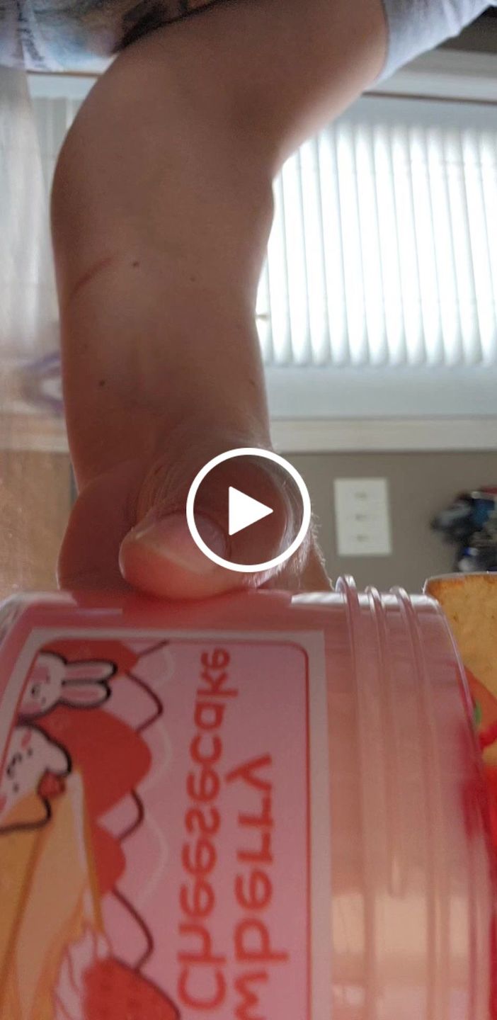 Customer video review of Strawberry Cheesecake
