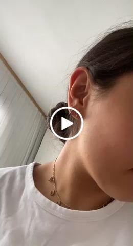 Customer video review of Bullets Ohrstecker | 18K vergoldet