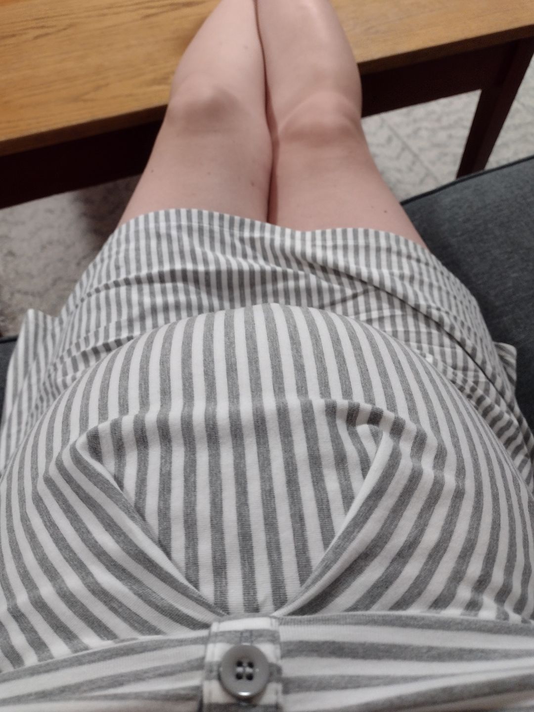 Customer photo review of Nursing Dress + Robe + Free Baby Blanket Pouch - Grey Pack