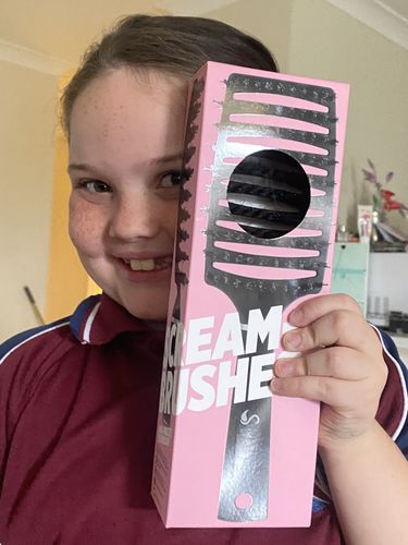 Customer photo review of Scream-Free™ Maxi Detangling Hair Brush