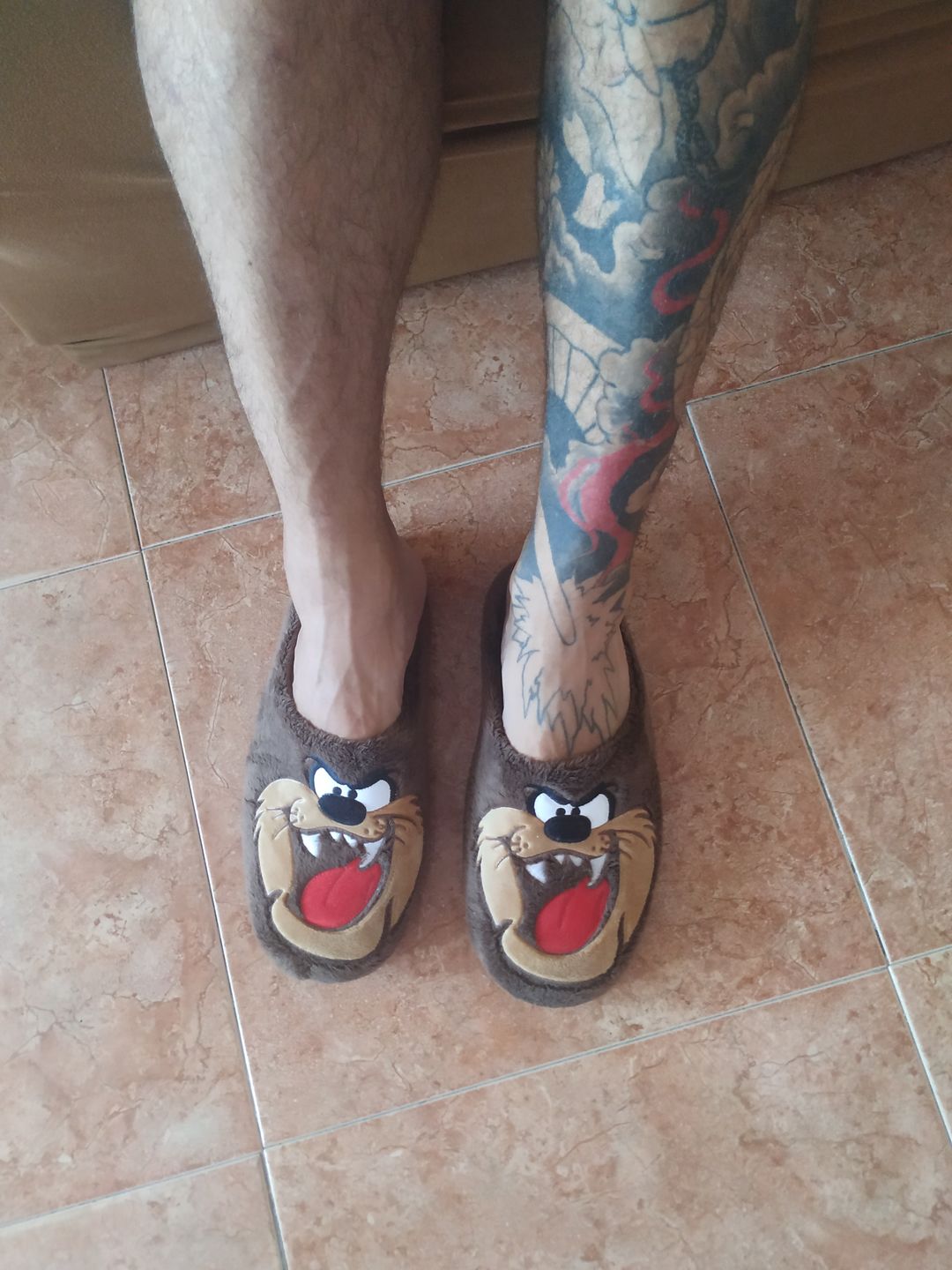 Customer photo review of Zapatilla casa demonio de Marpen