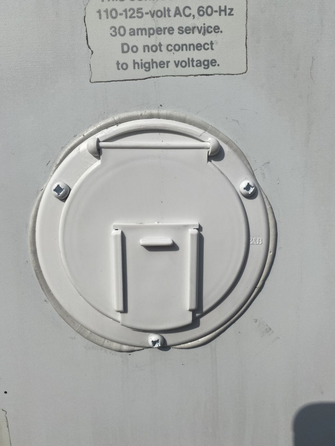 Customer photo review of Power Cord Hatch