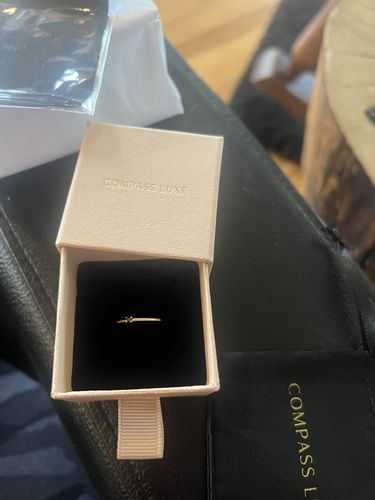 Customer photo review of Bague Sapphire Noir - Or 10k