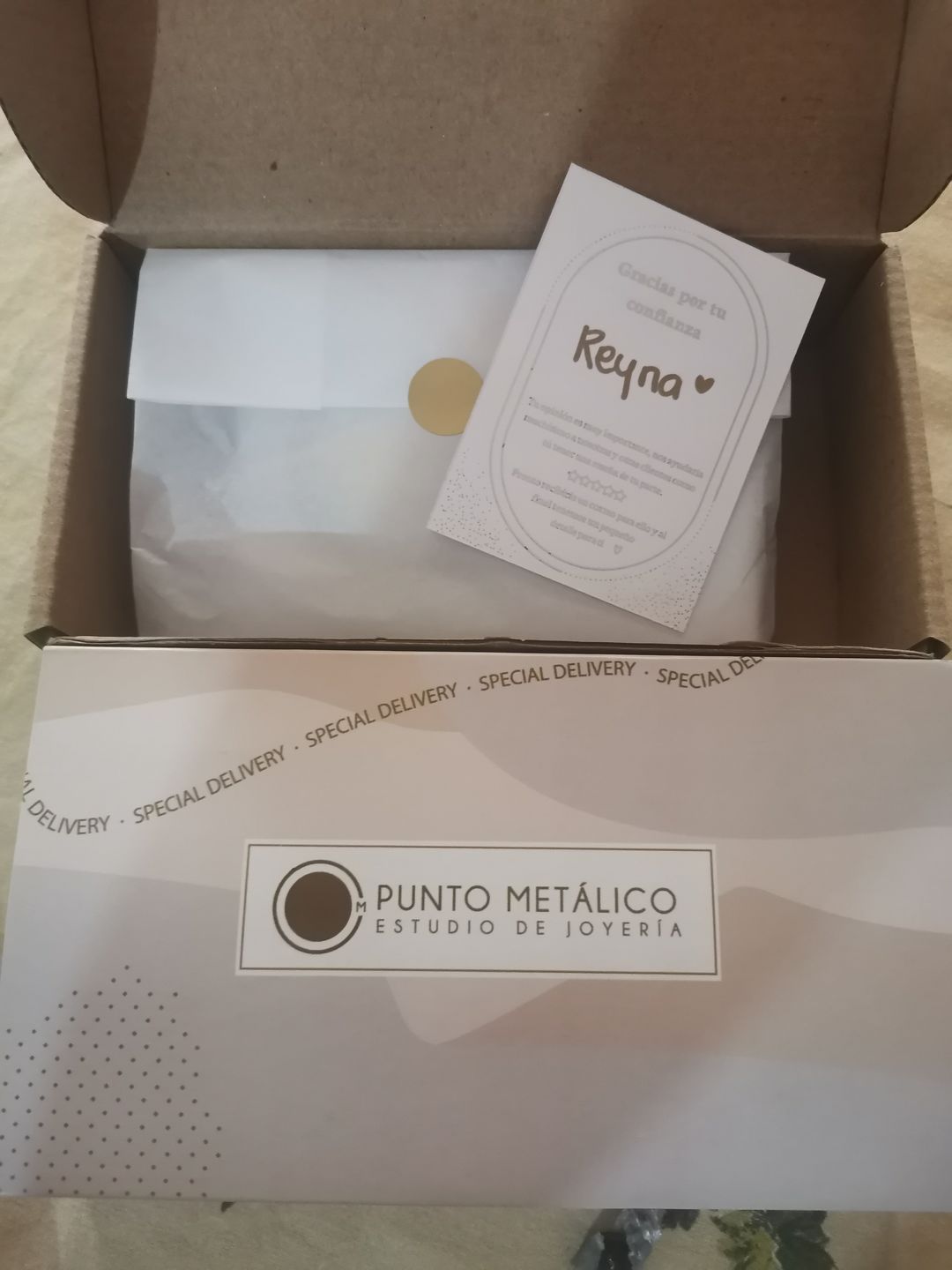 Customer photo review of Par de Pulsera Personalizable
