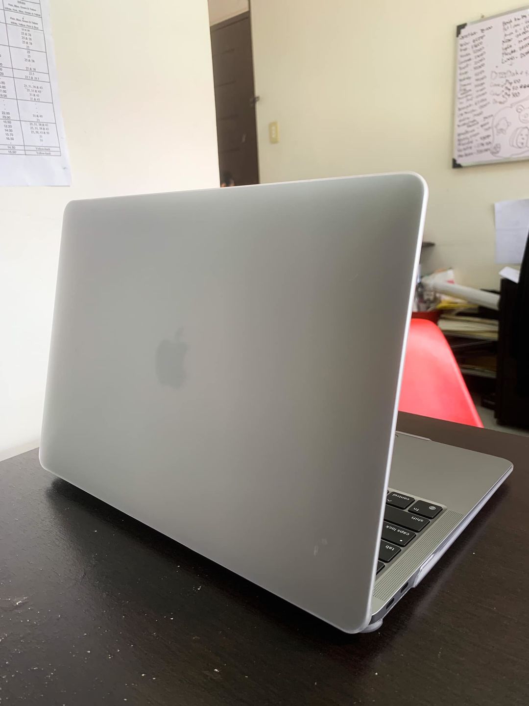 Customer photo review of Clear Frost Macbook Case
