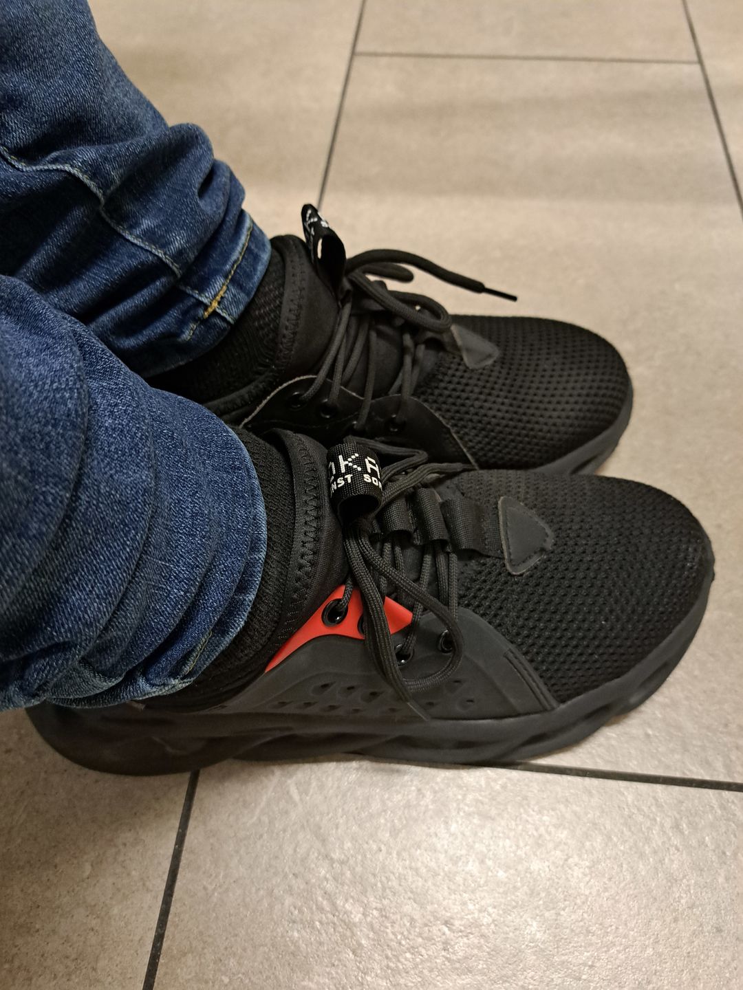 Customer photo review of Xciter Mesh Black