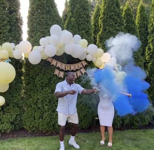 Customer photo review of Dual Vent Gender Reveal Smoke Bombs - Discreet Label