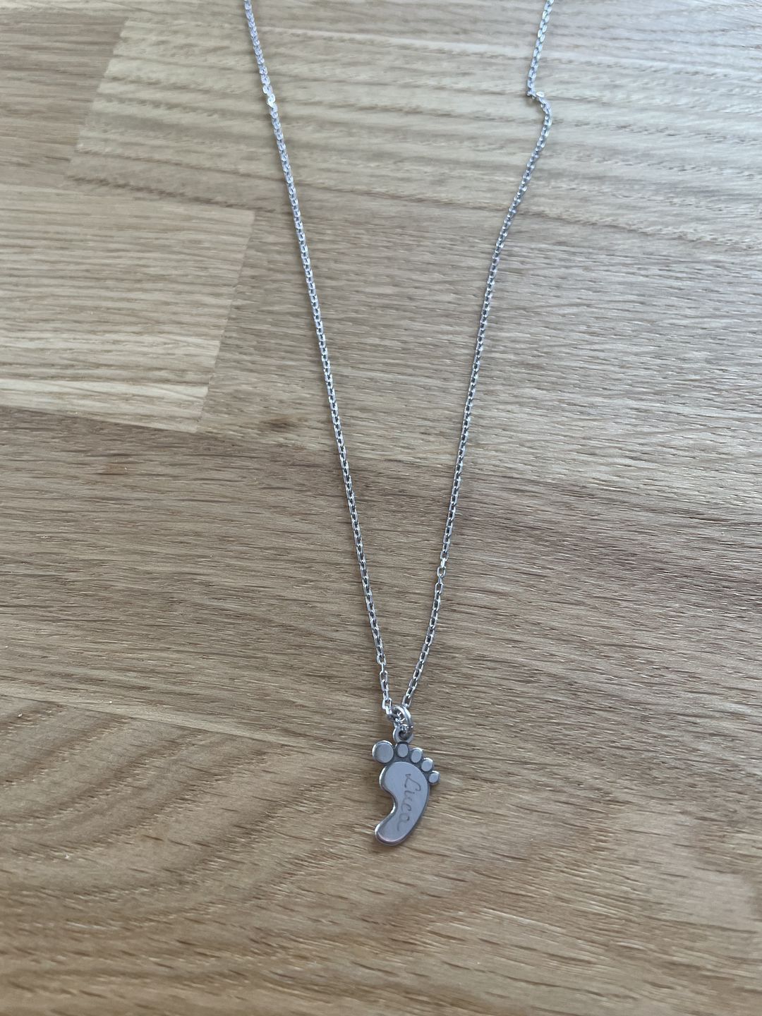 Customer photo review of Halskette "Babyfuß"