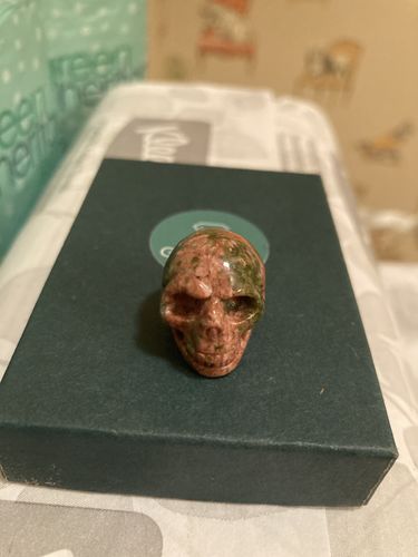 Customer photo review of Mini Crystal Skulls