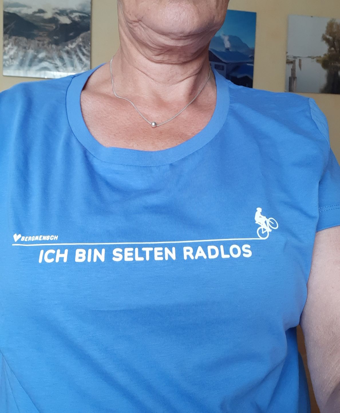 Customer photo review of Selten Radlos - Damen Premium Organic Shirt