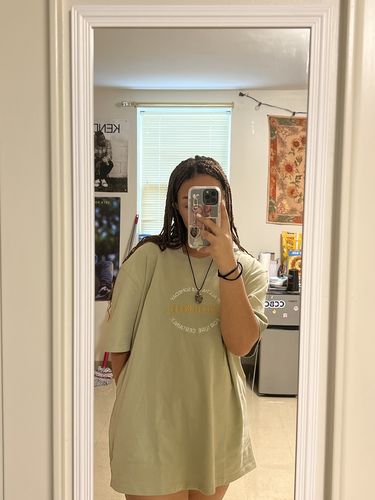 Customer photo review of Everythingoes T-Shirt