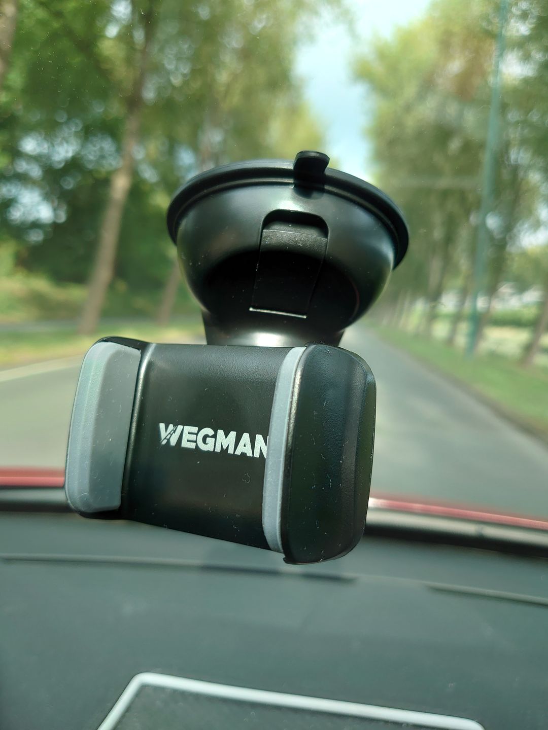 Customer photo review of Wegman Telefoonhouder Met Zuignap - Dashboard en autoruit