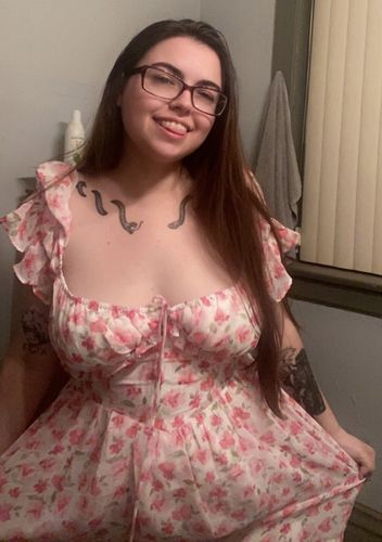 Customer photo review of Adelina Dress (FLORAL)