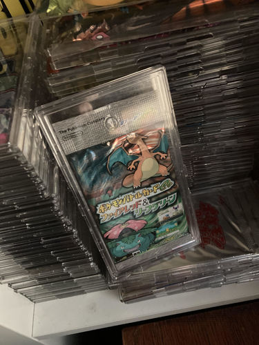 Customer photo review of Booster Pokémon Rouge Feu Vert Feuille