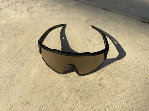 Customer photo review of KE9022 Cycling Sunglasses With Multiple Interchangeable Lenses