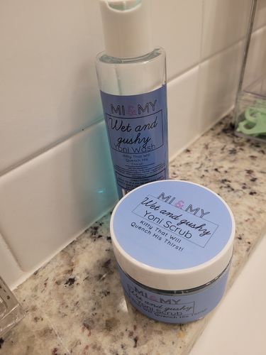 Customer photo review of Wet And Gushy