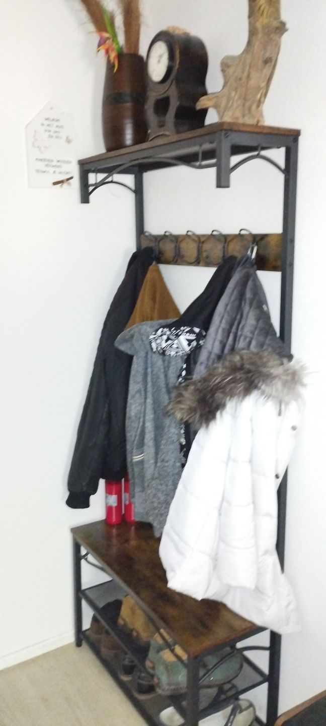 Customer photo review of Garderoberek Industrieel Design | Houtlook en Staal | 80x30x179cm