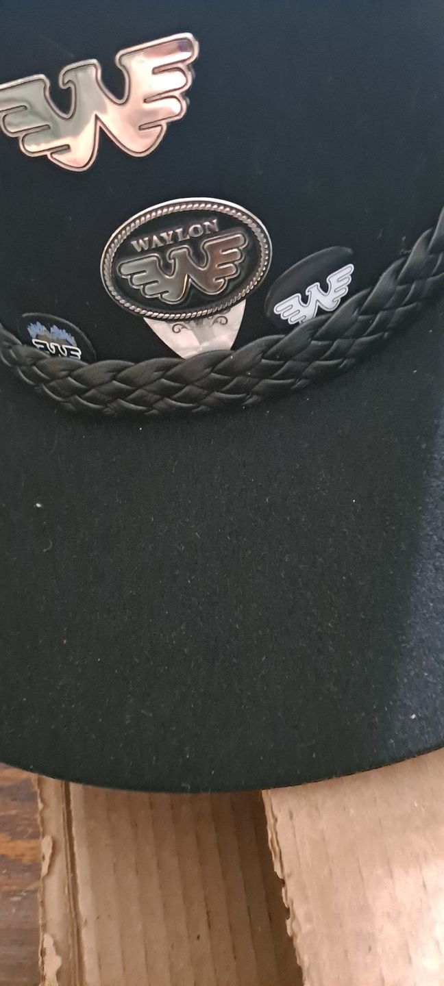 Customer photo review of Waylon Flying W Black & White Pin