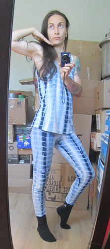 Customer photo review of Womens Tank & Legging Set
