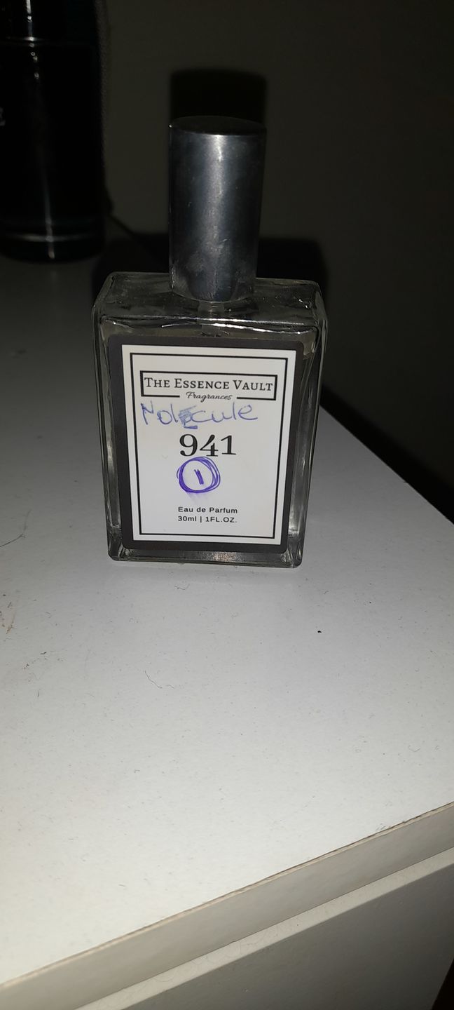 Customer photo review of Inspired by Molecule 01 - 941