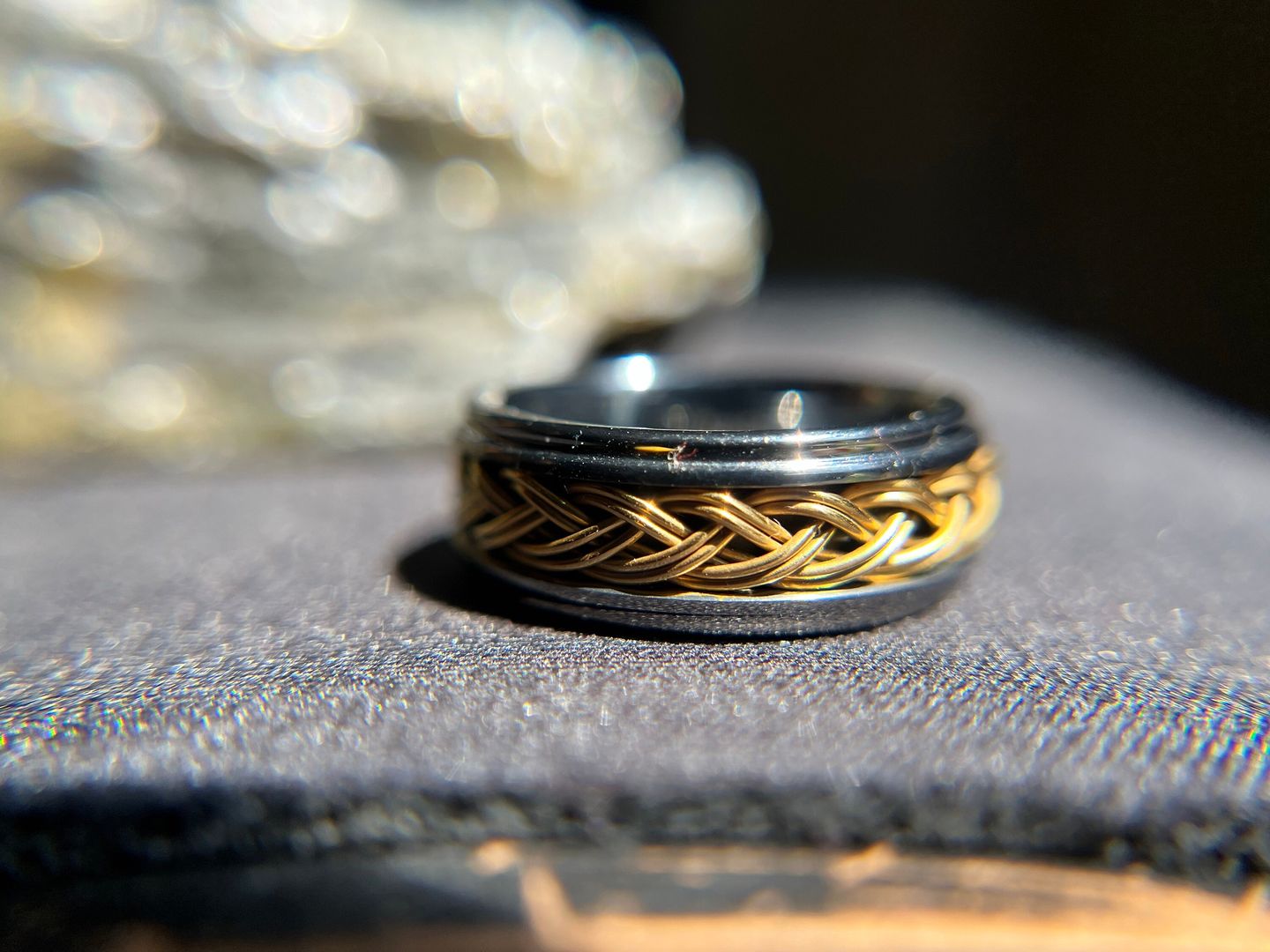 Customer photo review of VIPER | Tungsten Ring Gold Rope