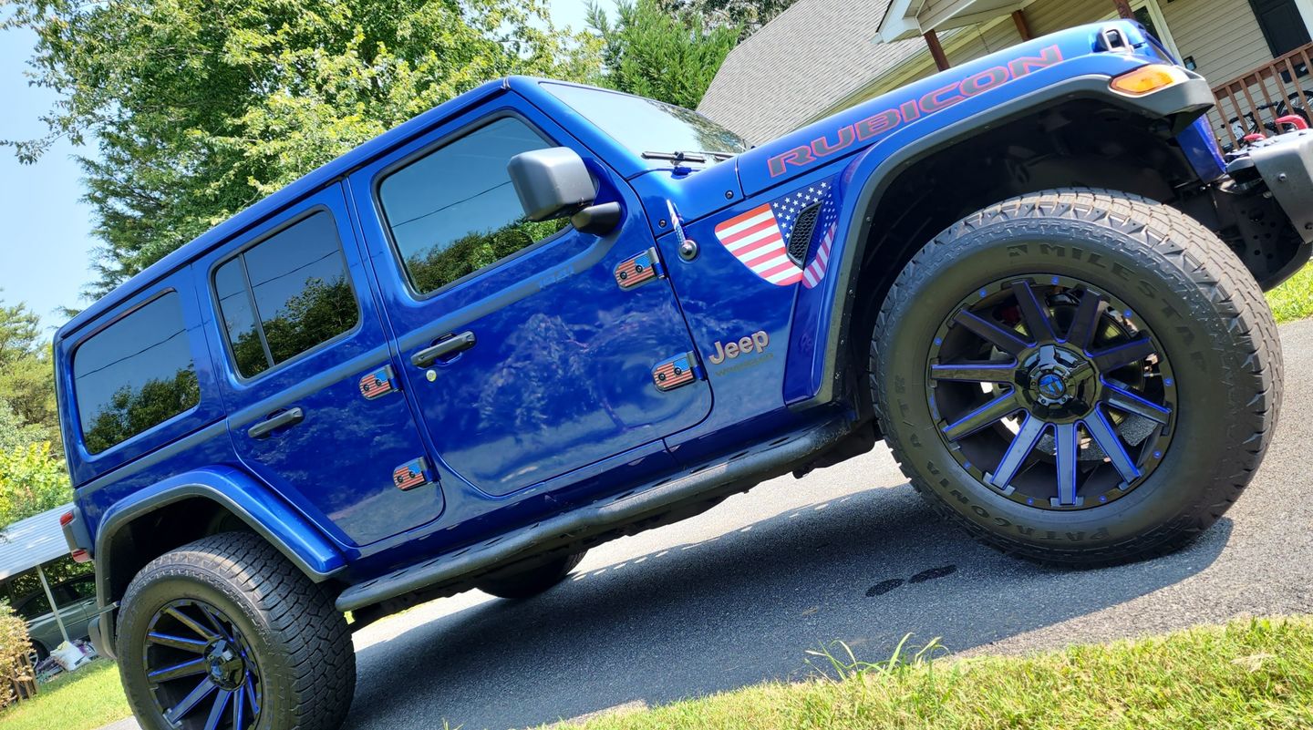 Customer photo review of FLAG - Fender Vent Premium Wrap Decal for Wrangler and Gladiator