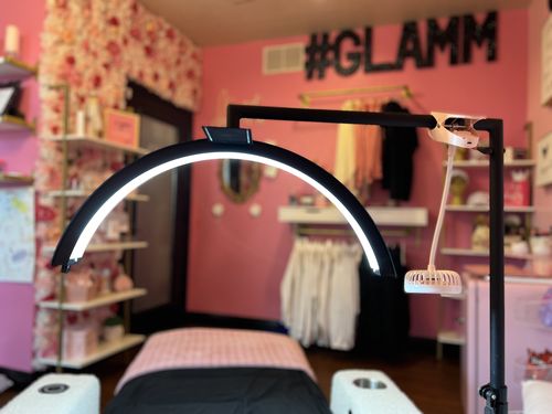 Customer photo review of CosmoGlo Original Light Bundle + Phone Clip