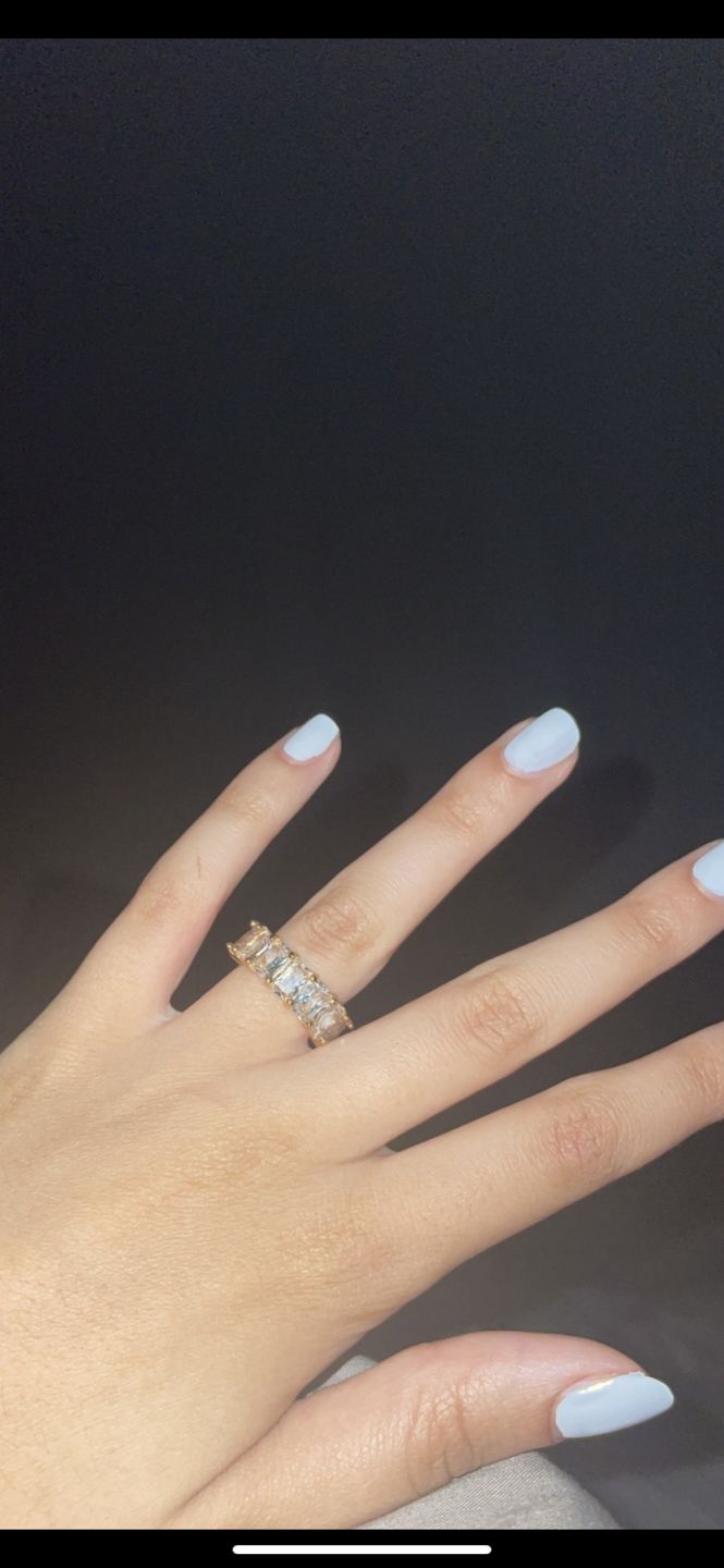 Customer photo review of Cube Stones Ring | 18K vergoldet