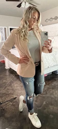 Customer photo review of Cool for You Pocketed Blazer