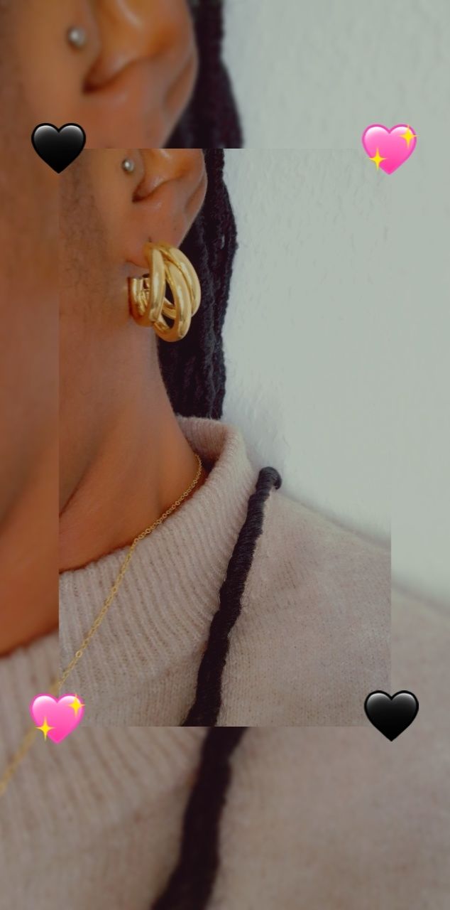 Customer photo review of Triple Ohrstecker | 18K vergoldet