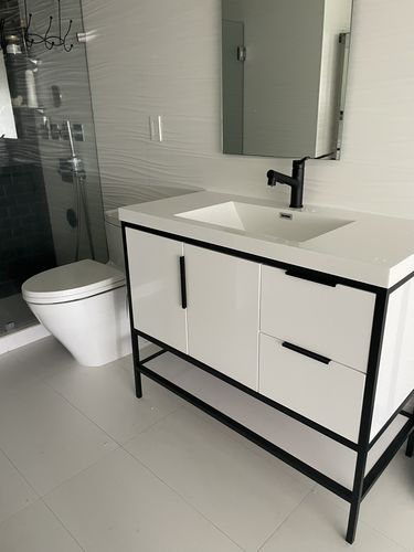 Customer photo review of Bolinas Modern Vanity