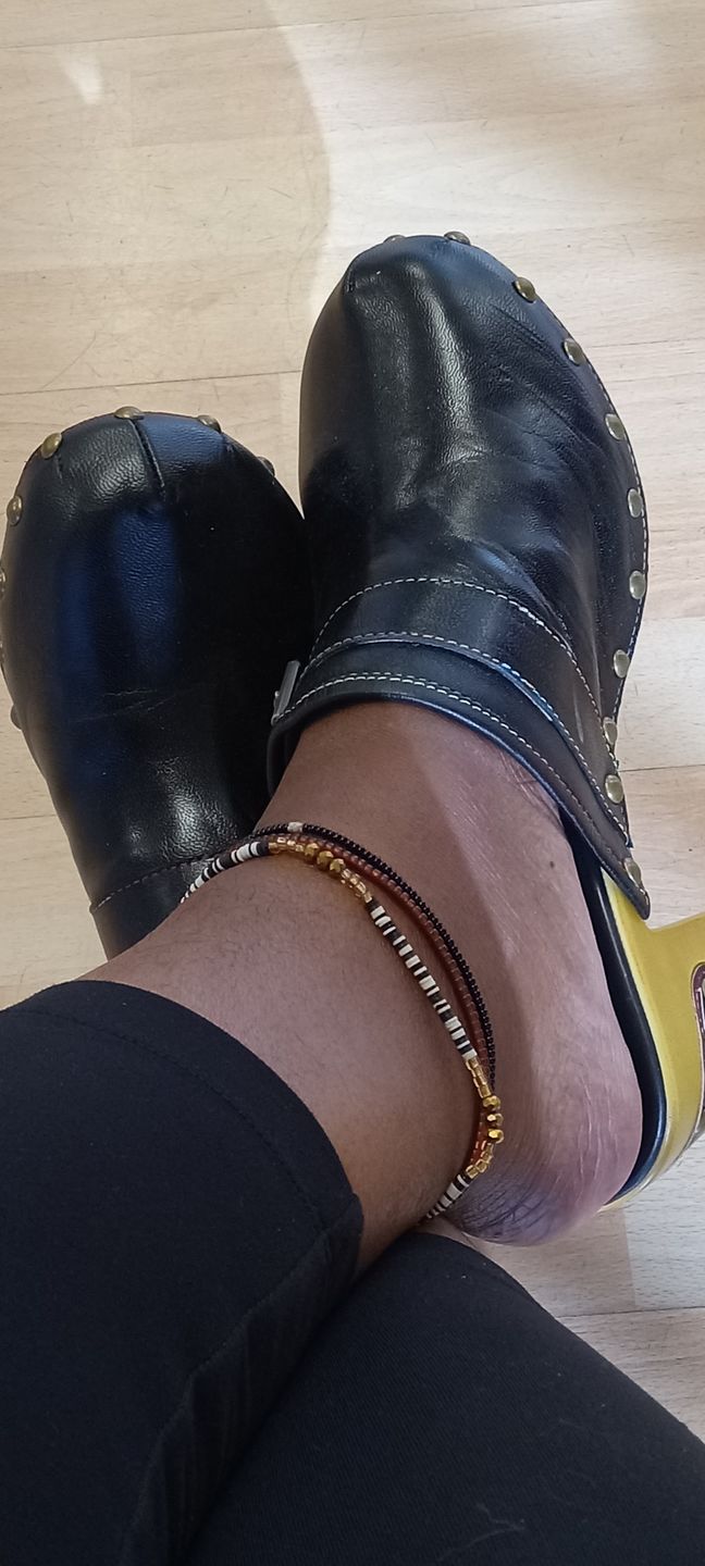 Customer photo review of Vintage Handmade Round Toe Floral Sandals