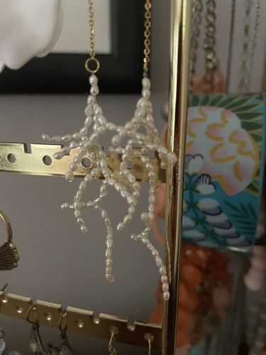 Customer photo review of Coral Pearl Threaders