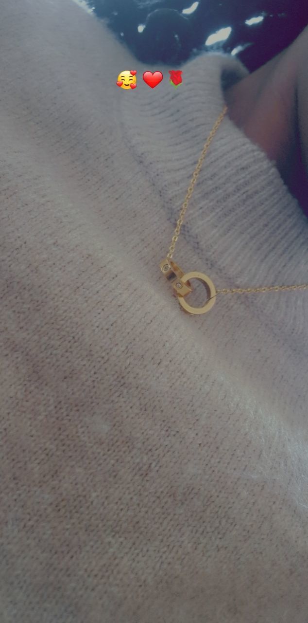 Customer photo review of Arianna Halskette | 18K vergoldet