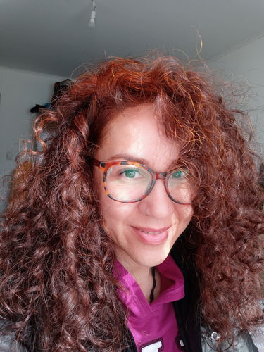 Reseña con foto de un cliente sobre Pack 3 Hennas Jamila BAQ Premium - Cobrizo Intenso y Duradero 🔥 👩🏼‍🦰