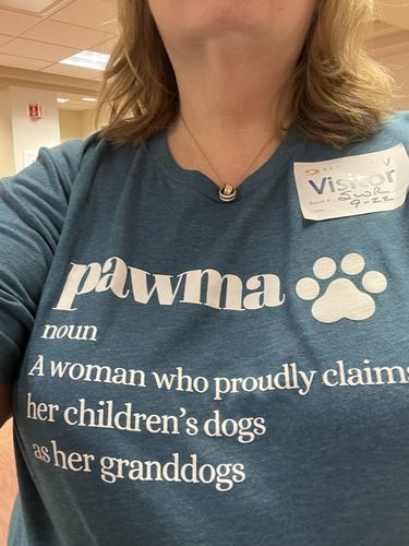 Customer photo review of Pawma Noun T-Shirt